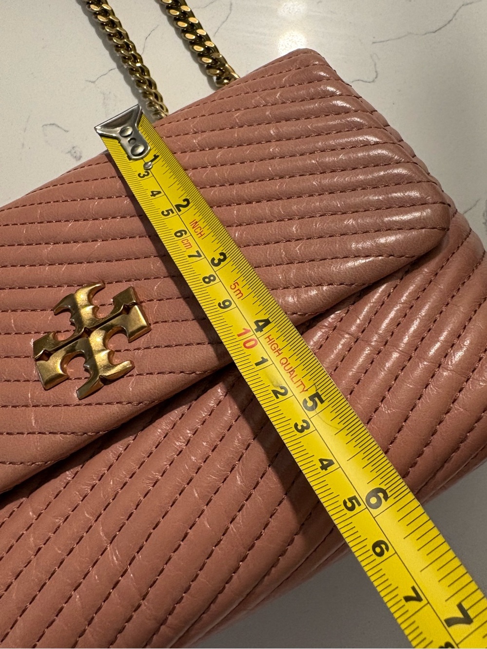EUC Tory Burch LG Kira in distressed leather - Picture 7 of 15